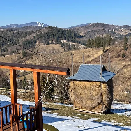 Holiday home Magiy Cotteg Nizhnyaya Rozhanka