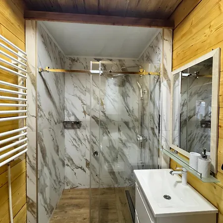 Holiday home Magiy Cotteg Nizhnyaya Rozhanka